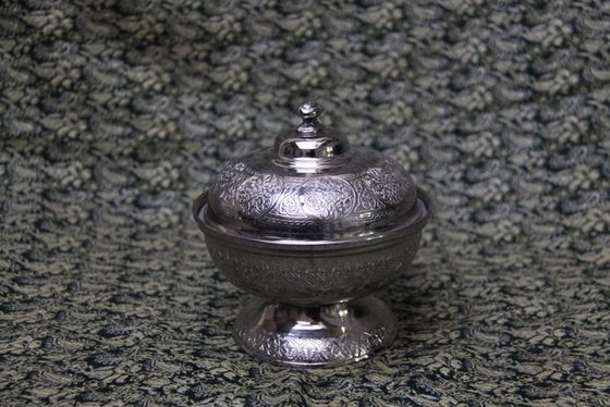 Ayaklı Bakır Şekerlik