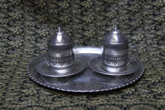Zarflı Kapaklı Fincan Takımı